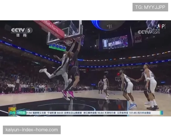 文班亚马全票当选DPOY，盖帽王三连冠统治禁区